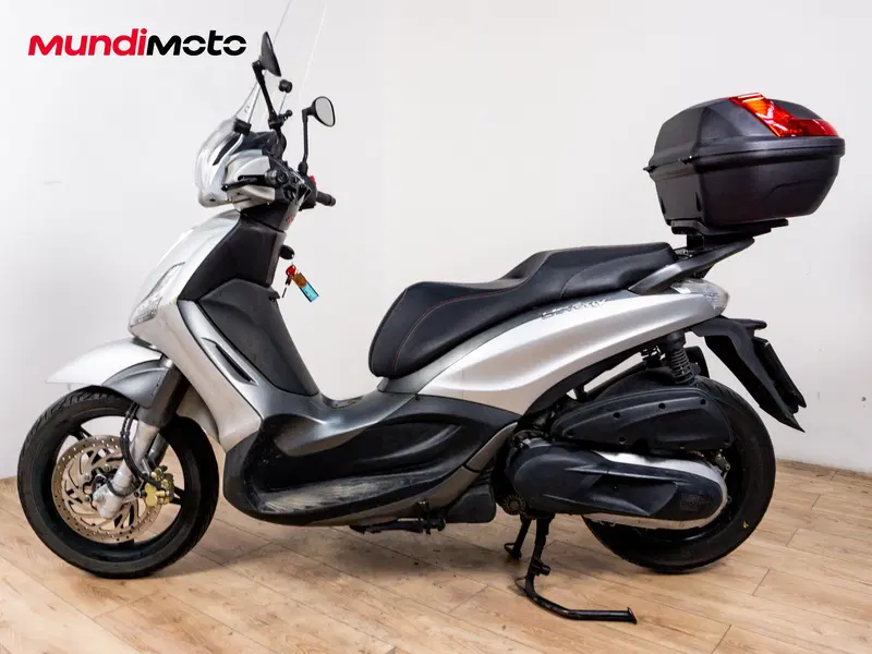 Piaggio Beverly 350 SportTouring ie ABS (2011 - 17) (6)