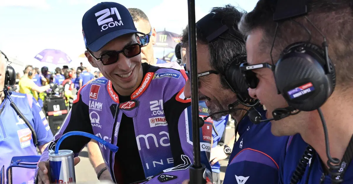 MotoGP 2026. GP del Brasile. Toprak Razgatlioglu: "Quando seguo Fabio Quartararo sono davvero bravo quasi in ogni curva, in alcune lo riprendo anche, poi..."