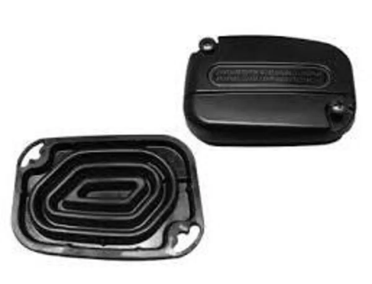 Coperchio pompa frizione tipo OEM nero per V-Rod d 