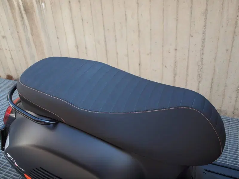 Vespa GTS 300 Super Sport (2023 - 24) (4)