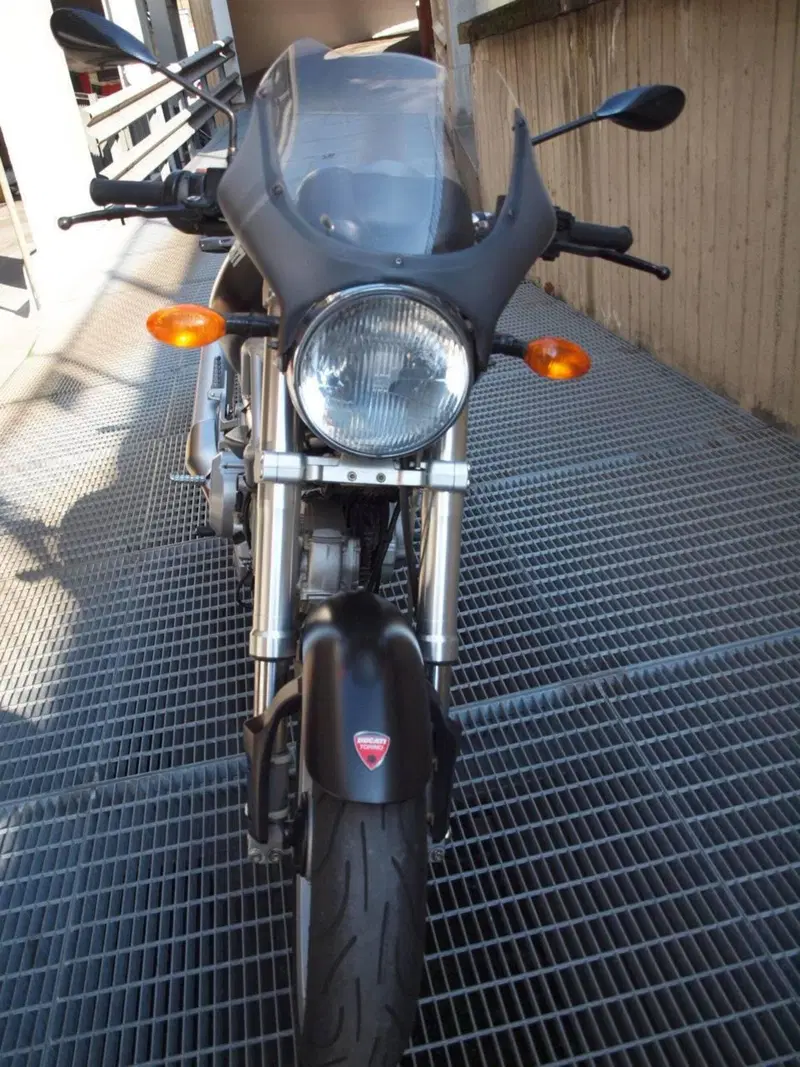 Ducati Monster 600 (1994 - 02) (2)