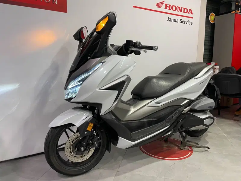 Honda Forza 350 (2022 - 24) (3)