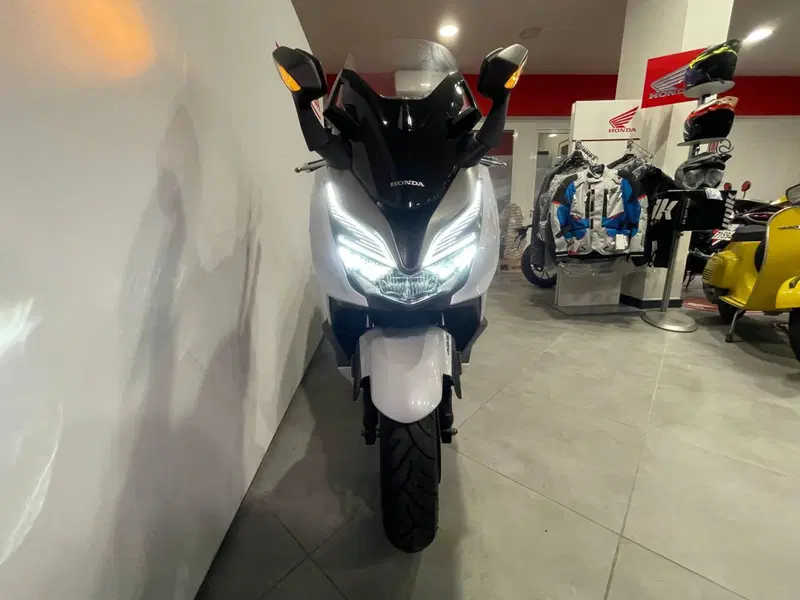 Honda Forza 350 (2022 - 24) (4)