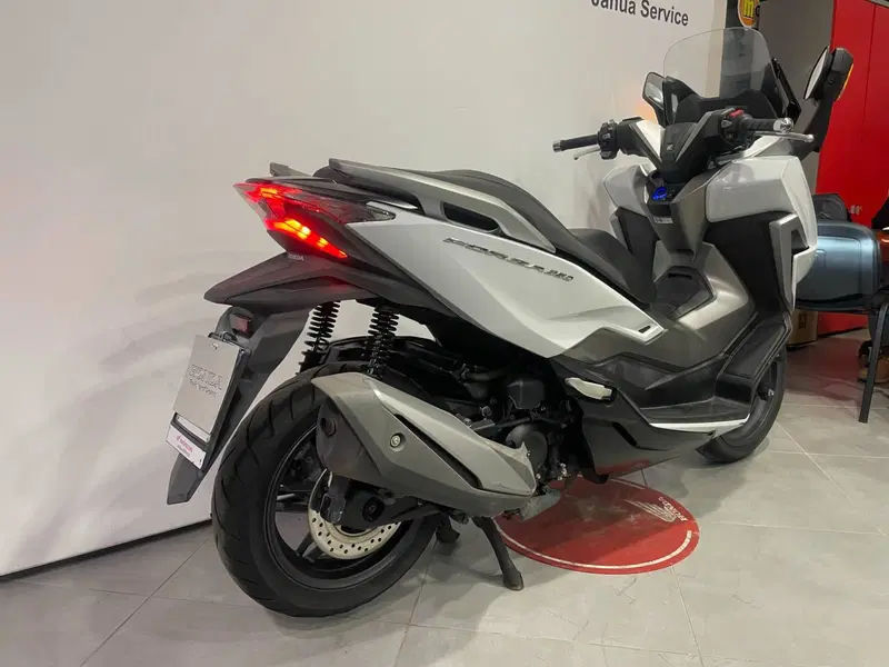 Honda Forza 350 (2022 - 24) (6)