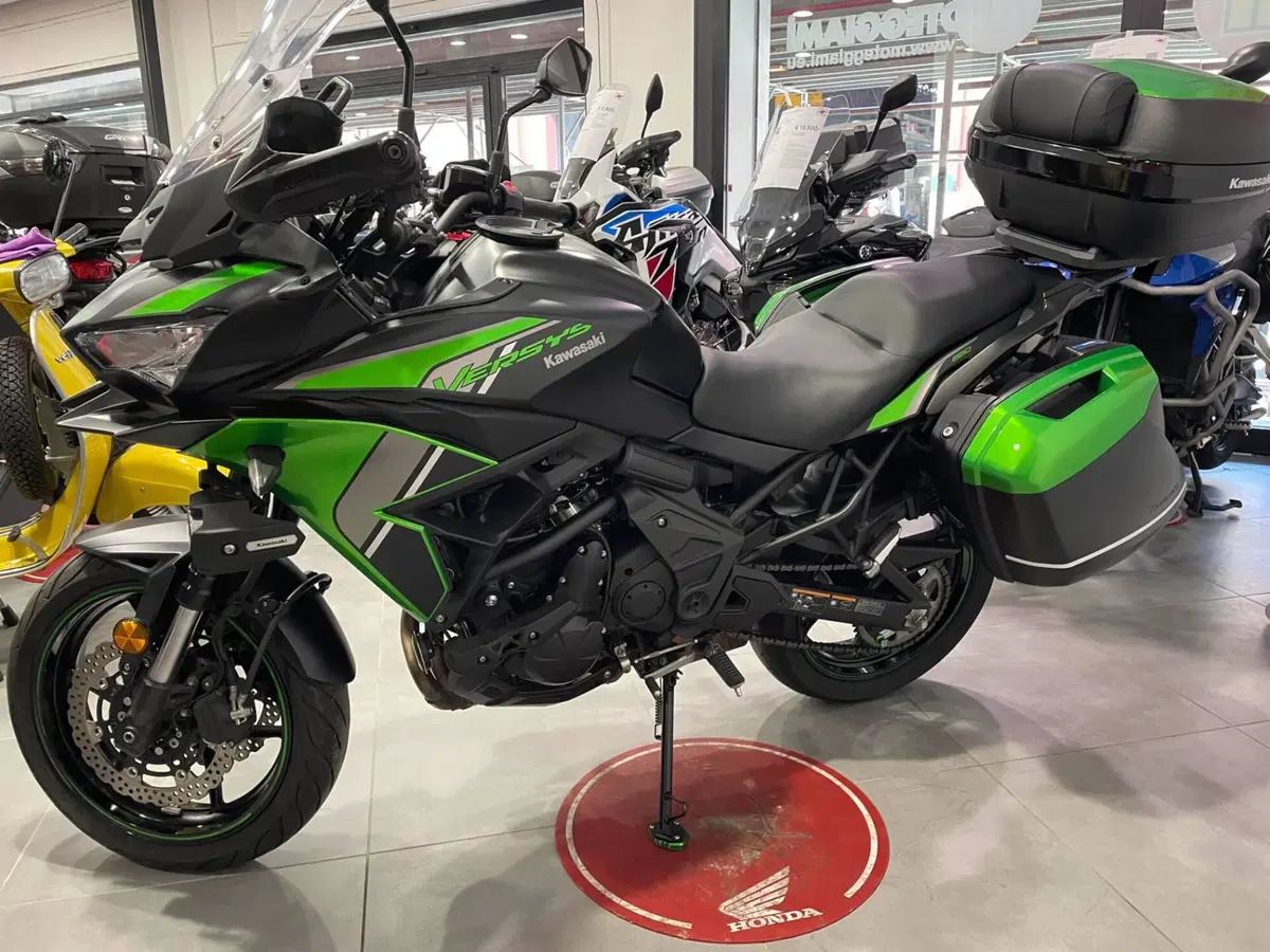 Kawasaki Versys 650 Grand Tourer (2025 - 26) (6)