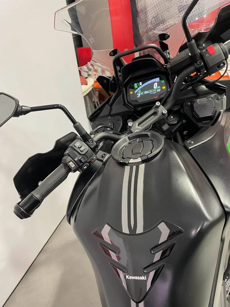 Kawasaki Versys 650 Grand Tourer (2025 - 26) (8)