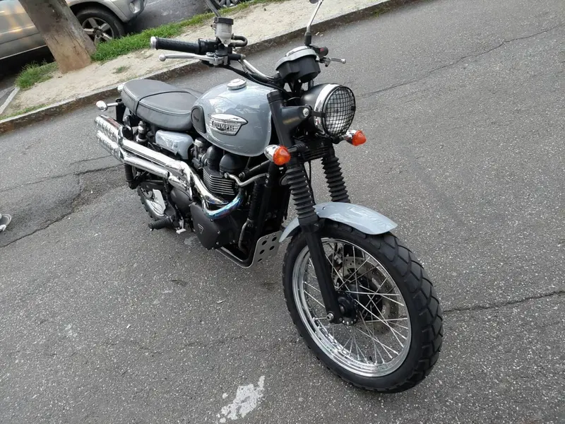 Triumph Scrambler (2006 - 17) (8)