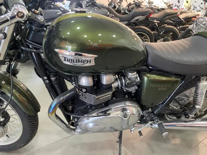 Triumph Thruxton 900 (2004 - 15) (5)