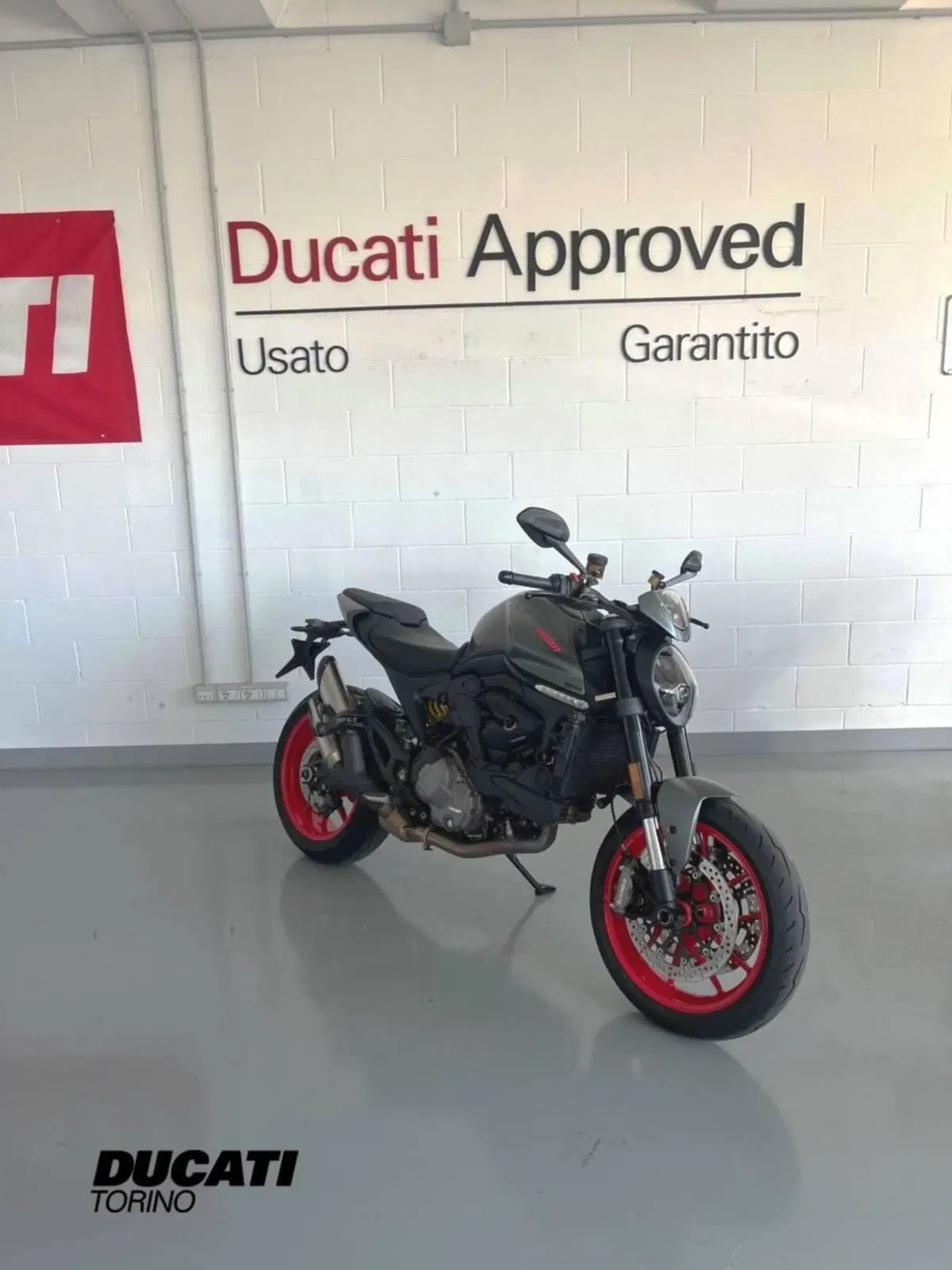 Ducati Monster 937 + (2021 - 25) (2)