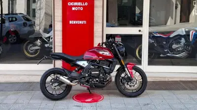 Moto Morini SEIEMMEZZO STR (2022 - 26) usata