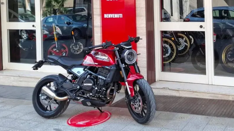 Moto Morini SEIEMMEZZO STR (2022 - 26) (9)