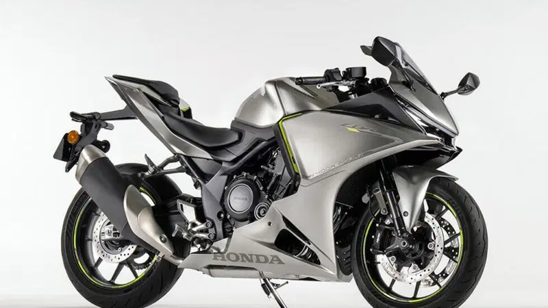 Il grande ritorno del 400 4 cilindri! Honda svela a Osaka i concept CB400 e CBR400R con E-Clutch