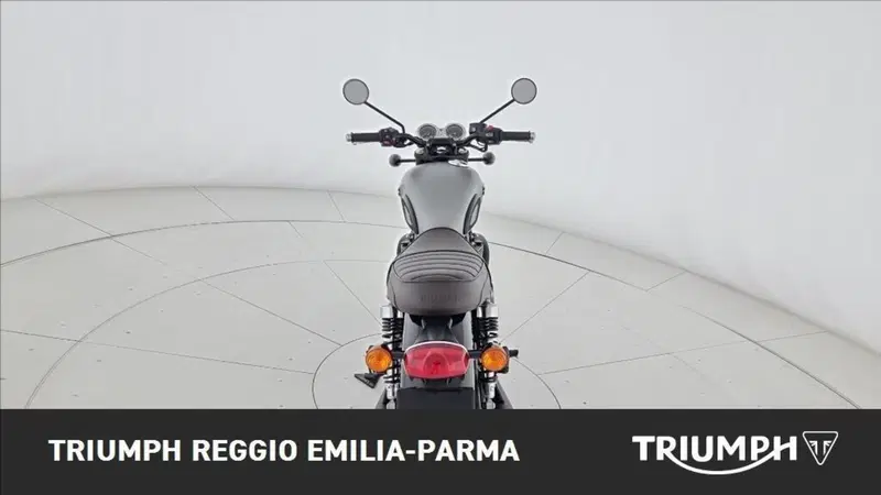 Triumph Bonneville T120 Black (2026) (15)