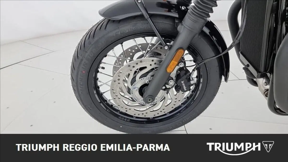 Triumph Bonneville T120 Black (2026) (23)