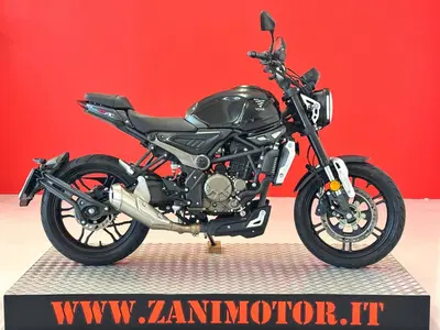 Voge Trofeo 300AC (2021 - 26) usata