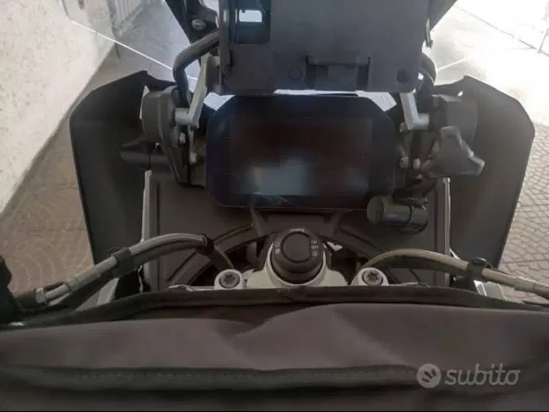 Bmw R 1200 R (2017 - 18) (6)