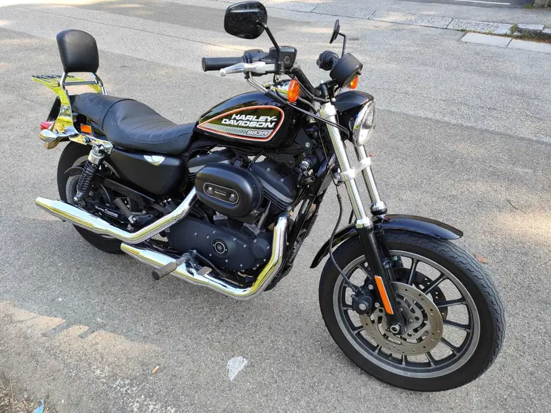 Harley-Davidson 883 R (2008 - 16) - XL 883R (2)
