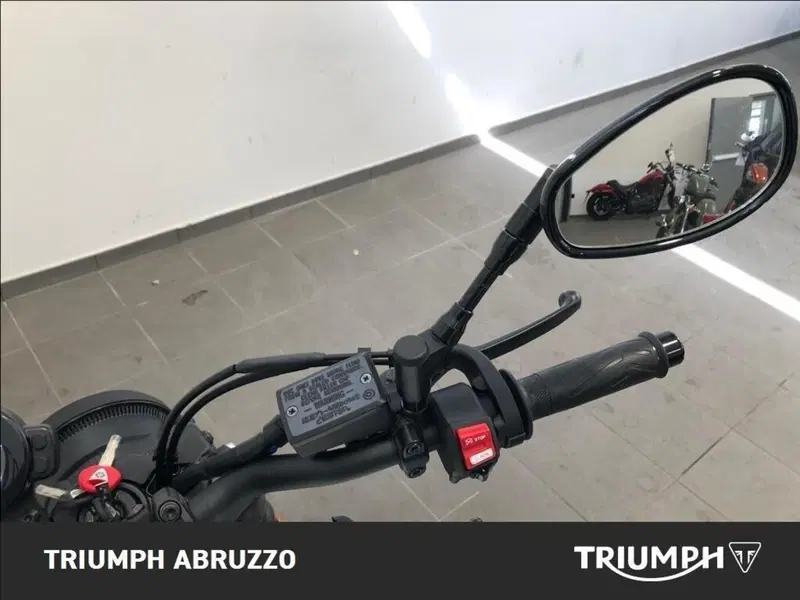 Yamaha XSR 700 (2022 - 26) (5)