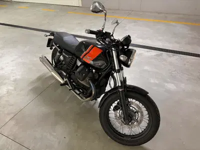 Moto Guzzi V7 II Special (2015 - 17) usata