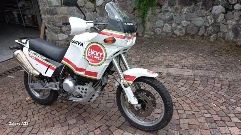 Cagiva 900AC