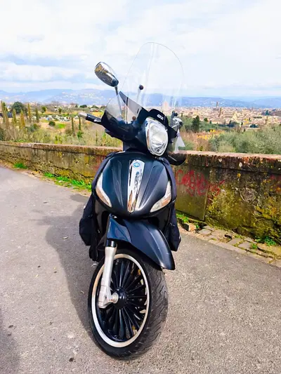 Piaggio Beverly 300 i.e. Police ABS-ASR (2017 - 20) usata
