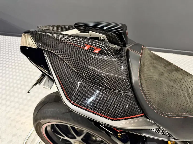 MV Agusta Brutale 910 R (2006 - 11) (5)