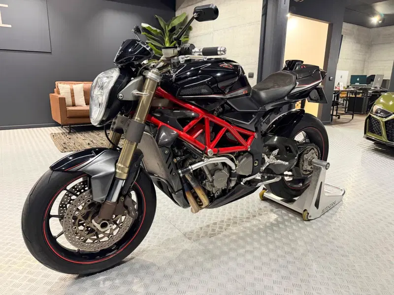MV Agusta Brutale 910 R (2006 - 11) (8)