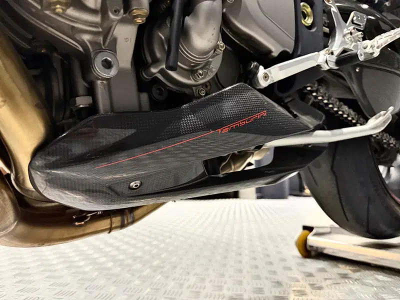 MV Agusta Brutale 910 R (2006 - 11) (17)