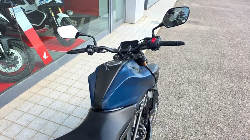 Honda CB 125 R (2024 - 26) (5)
