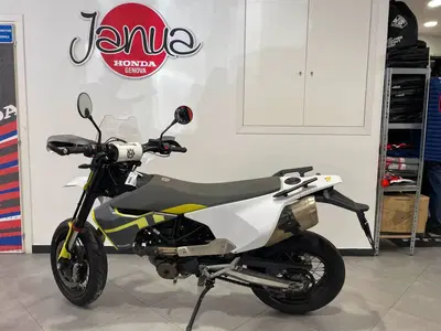 Husqvarna 701 Supermoto (2023 - 25) usata