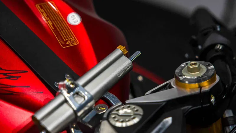 MV Agusta Superveloce 800 Ago (2021 - 23) (16)