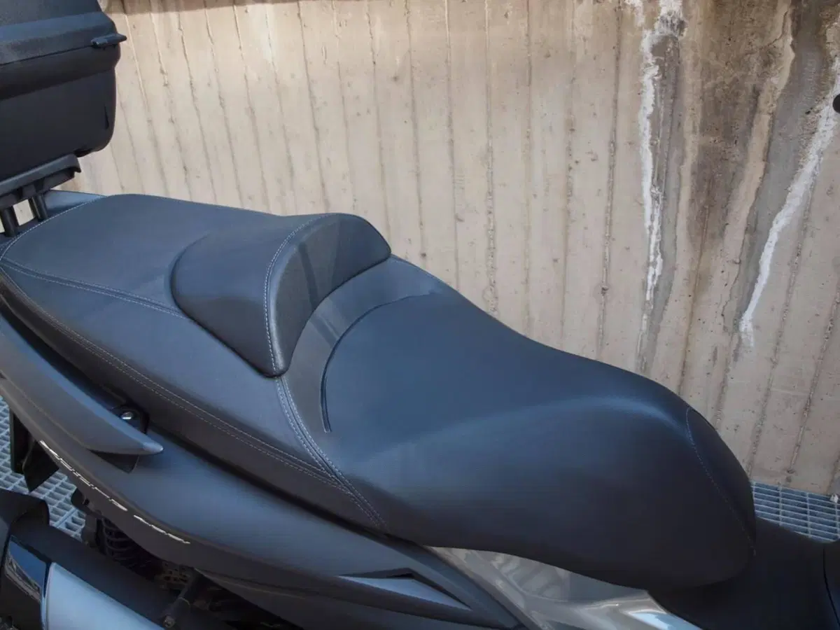 Kymco Xciting 400i ABS (2012 - 17) (4)