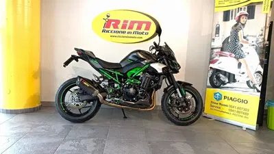 Kawasaki Z 900 Performance (2025 - 26) usata