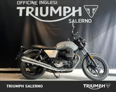Moto Guzzi V7 III Milano (2018 - 20) usata
