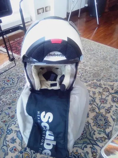 Casco modulare Schuberth Helmets