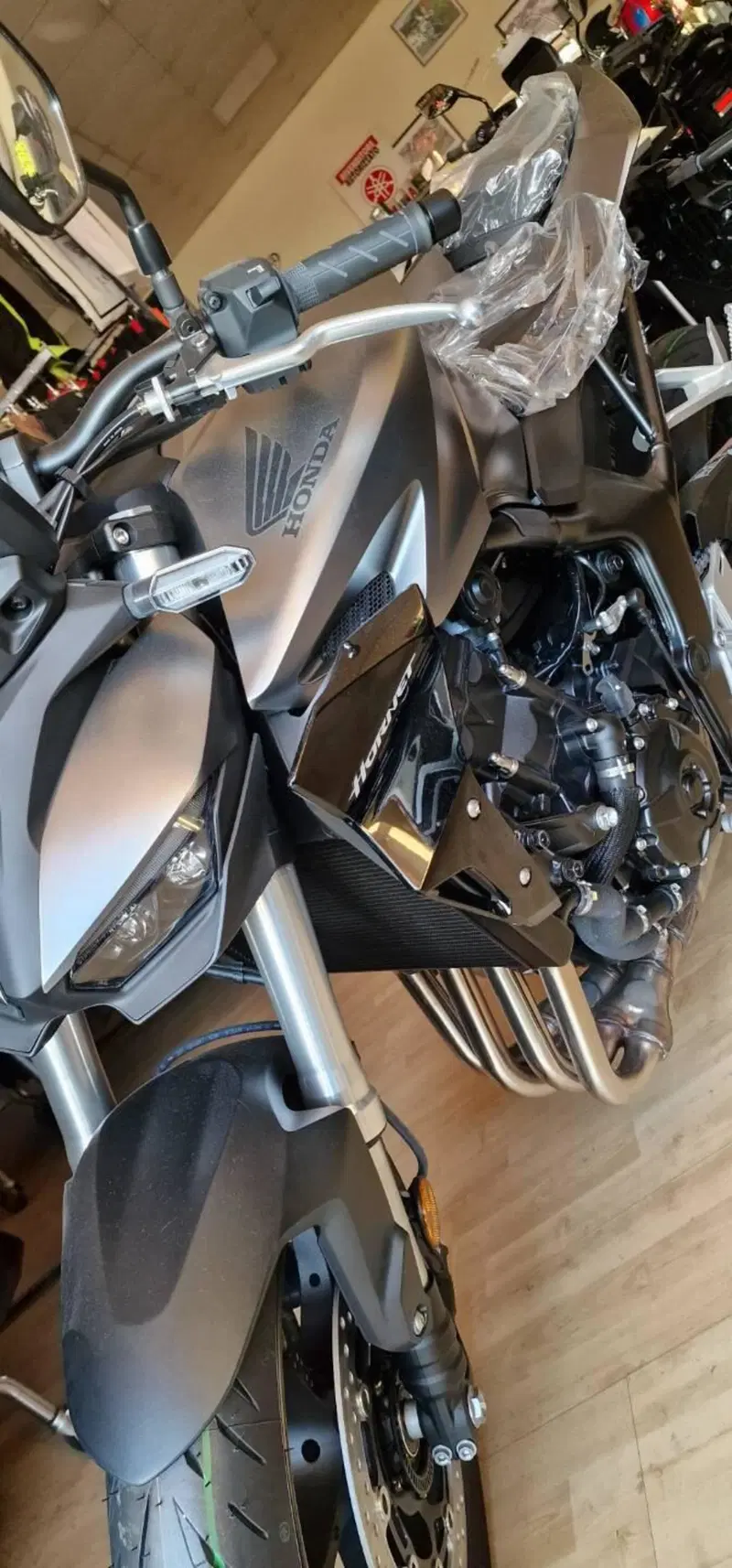 Honda CB 1000 Hornet (2025 - 26) (7)