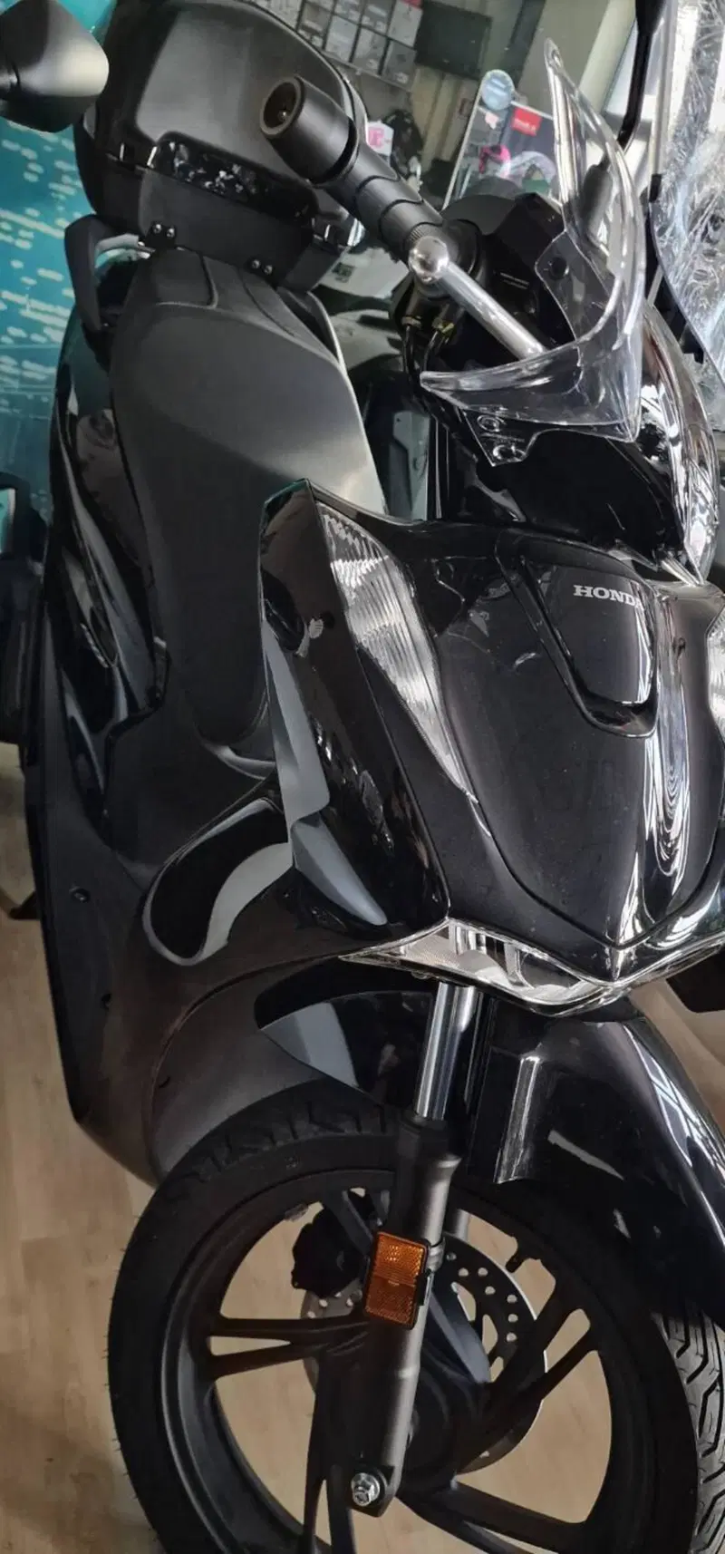 Honda SH 150i (2024 - 25) (5)