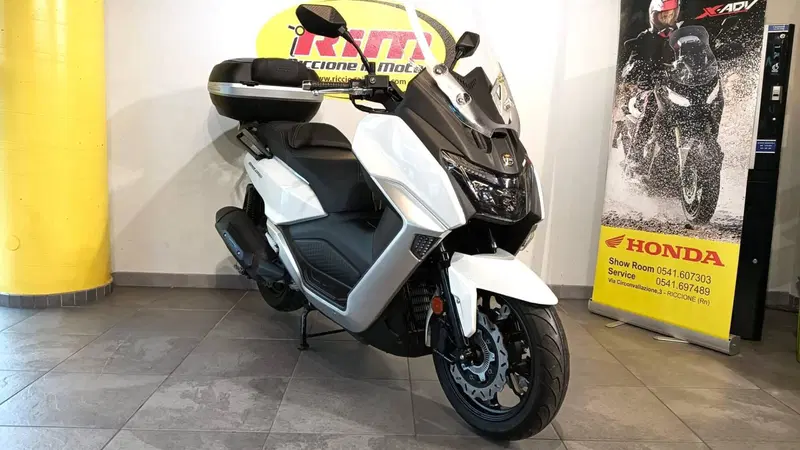 Sym Maxsym 400 (2021 - 25) (3)