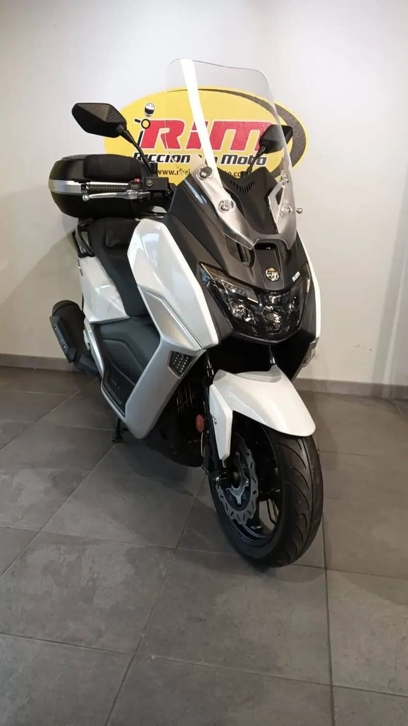 Sym Maxsym 400 (2021 - 25) (10)