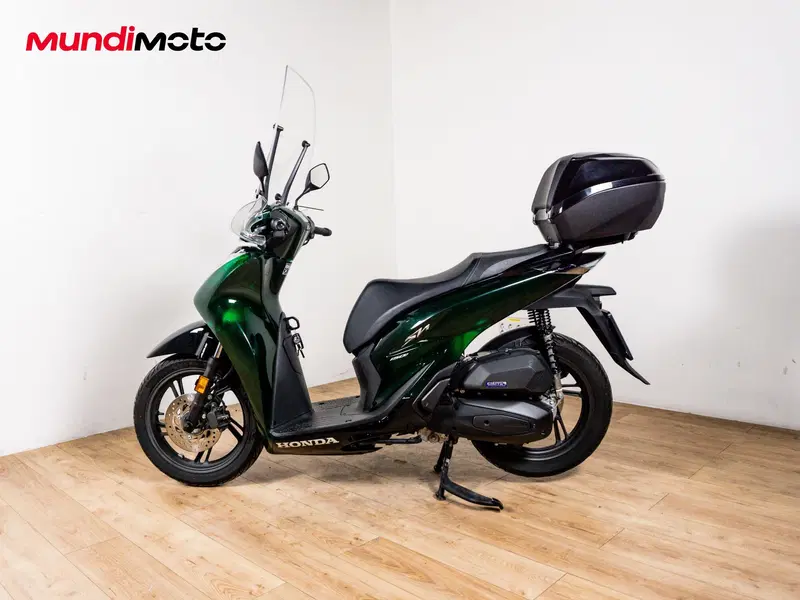 Honda SH 150i Vetro (2024 - 25) (5)