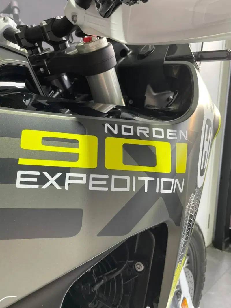 Husqvarna Norden 901 Expedition (2025 - 26) (8)