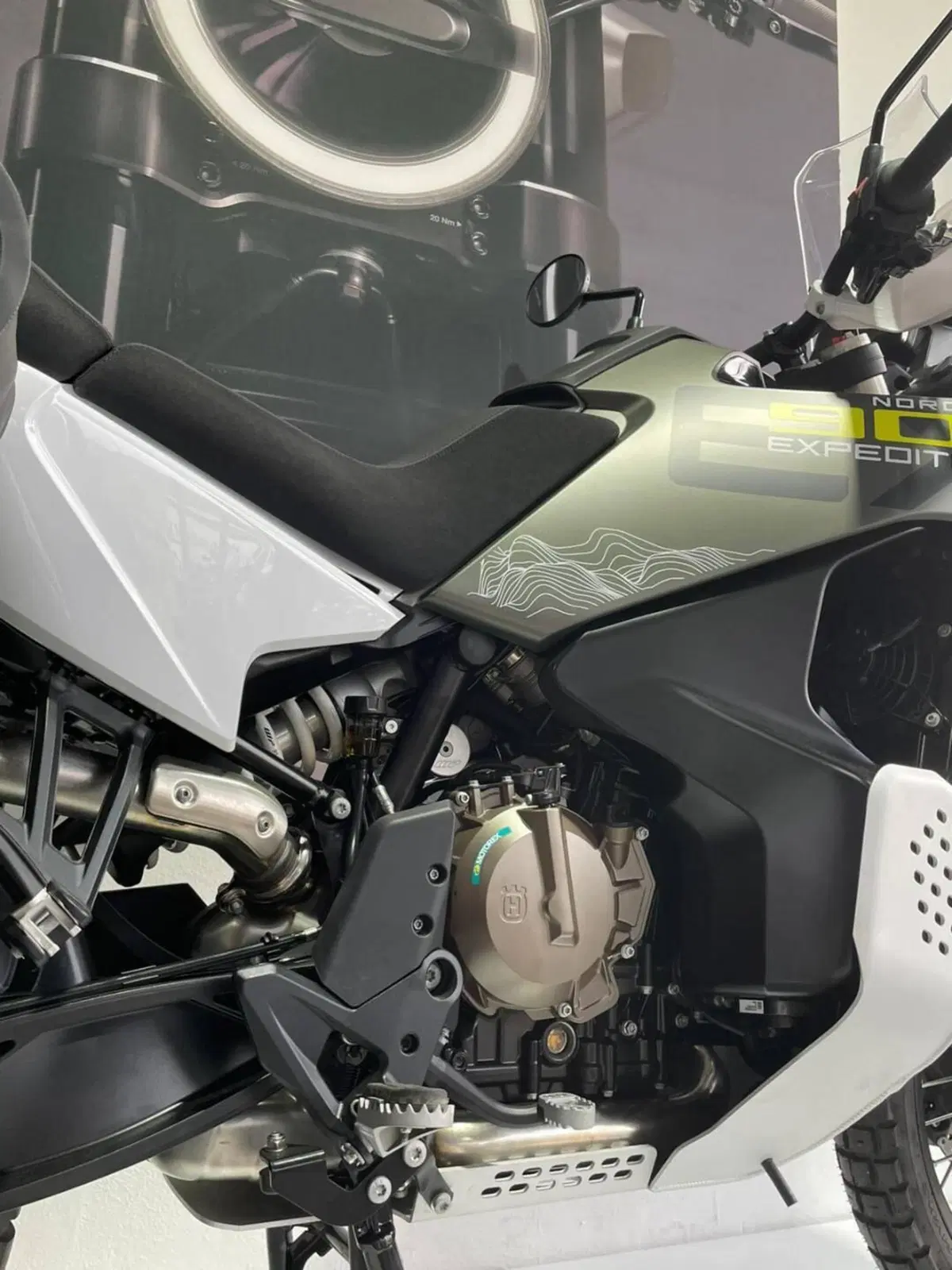 Husqvarna Norden 901 Expedition (2025 - 26) (9)