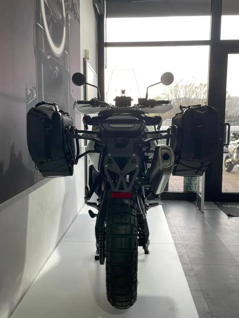 Husqvarna Norden 901 Expedition (2025 - 26) (4)