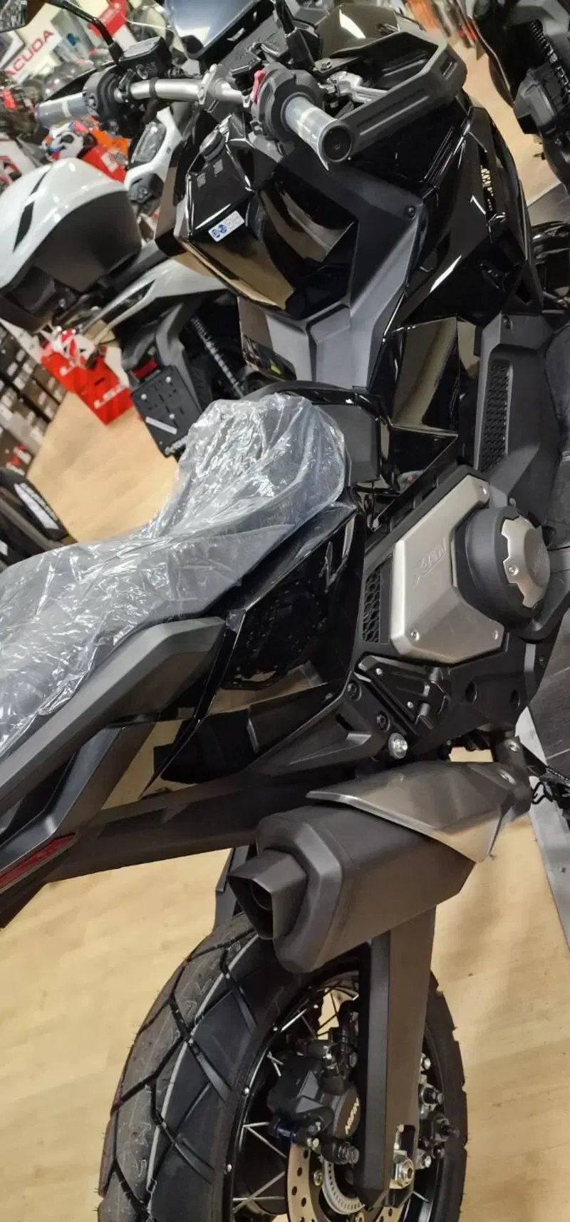 Honda X-ADV 750 (2025 - 26) (3)