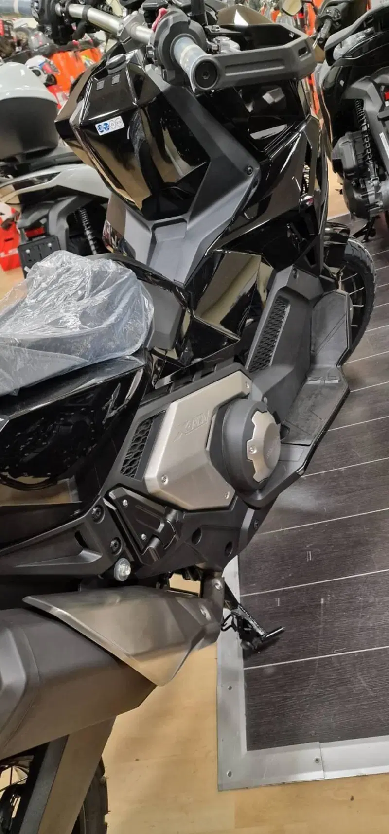 Honda X-ADV 750 (2025 - 26) (5)