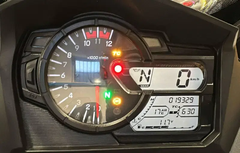 Suzuki V-Strom 650 (2021 - 25) (6)