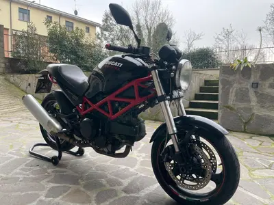Ducati Monster 695 (2006 - 08) usata