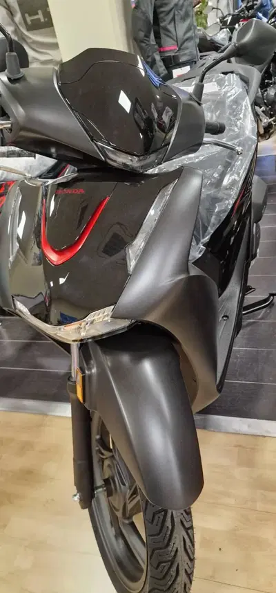 Honda SH 125 Sport (2026) nuova