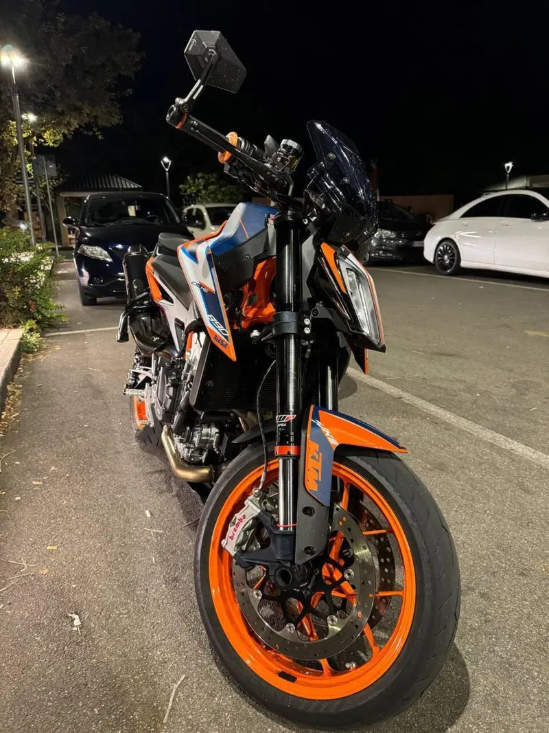 KTM 890 Duke R (2022 - 23) (4)