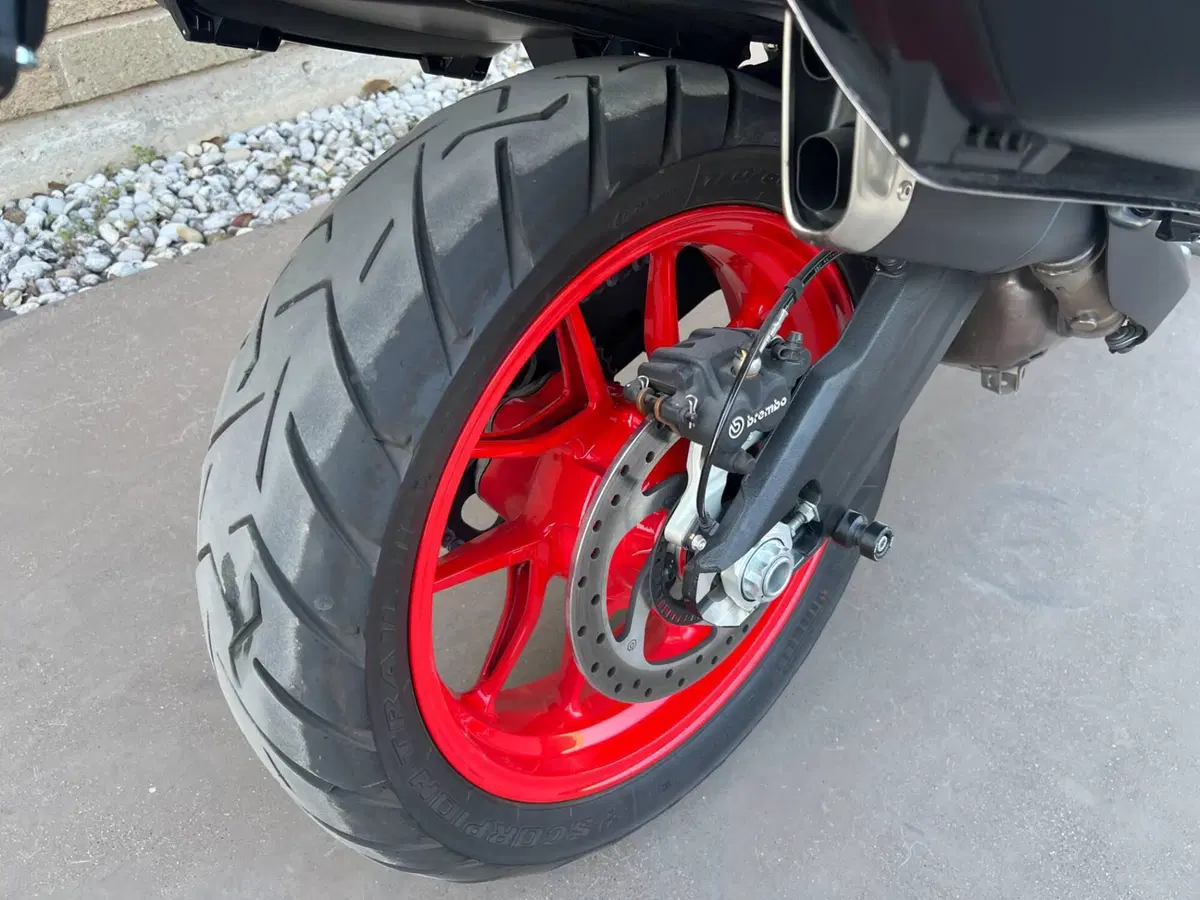 Ducati Multistrada V2 (2022 - 24) (7)